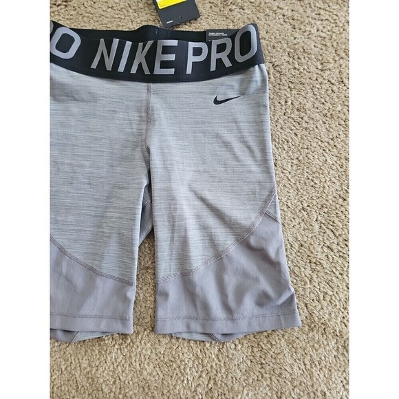 Nike Pro Tight Fit Women's 8" Training Shorts (Gunsmoke Heather) Size Small NEW - Picture 2 of 6